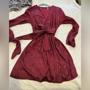 Vici like new red wrap dress